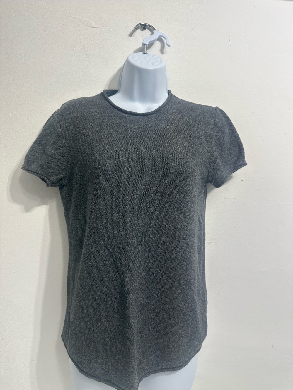Hollister Women's Short Sleeve Crewneck Top - Charcoal Gray